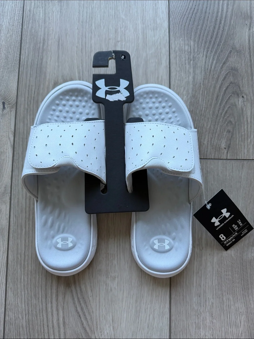 Under Armour Ignite Pro Sport Slides NWT Women’s 8 White Beach Travel Cruise